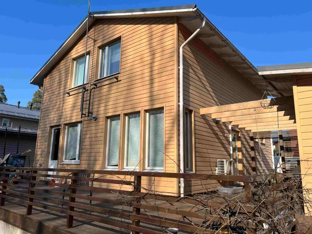 Talon huoltomaalaus Helsingissä