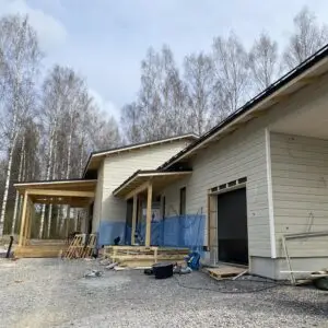 Ison uuden talon maalaus